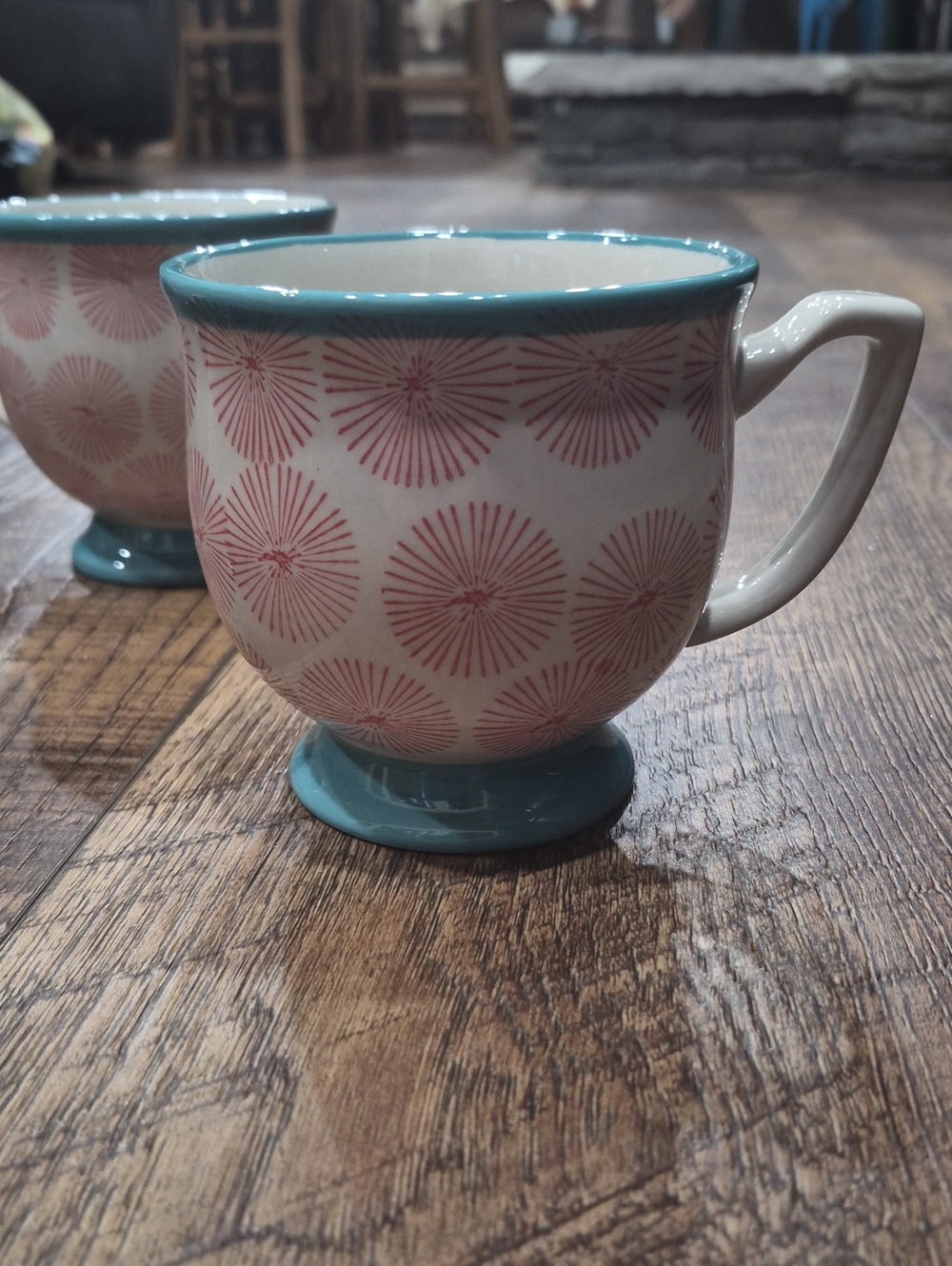 The Pioneer Woman Stoneware Happiness 15 Ounce Tea/Coffee Mug -Set of 4